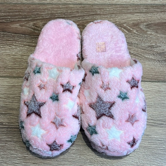 Shoes - Brand New Slippers